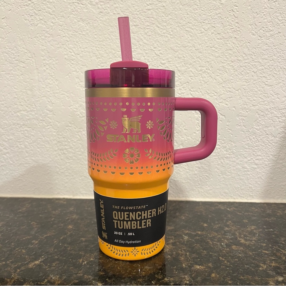Stanley Día de los Muertos Sunrise Catrina 20 oz Tumbler